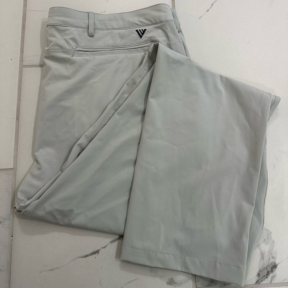 NWT Levelwear Men’s 40 x 33 Cool Gray STEPHEN Performance Tech Stretch Golf Pant - Picture 1 of 10